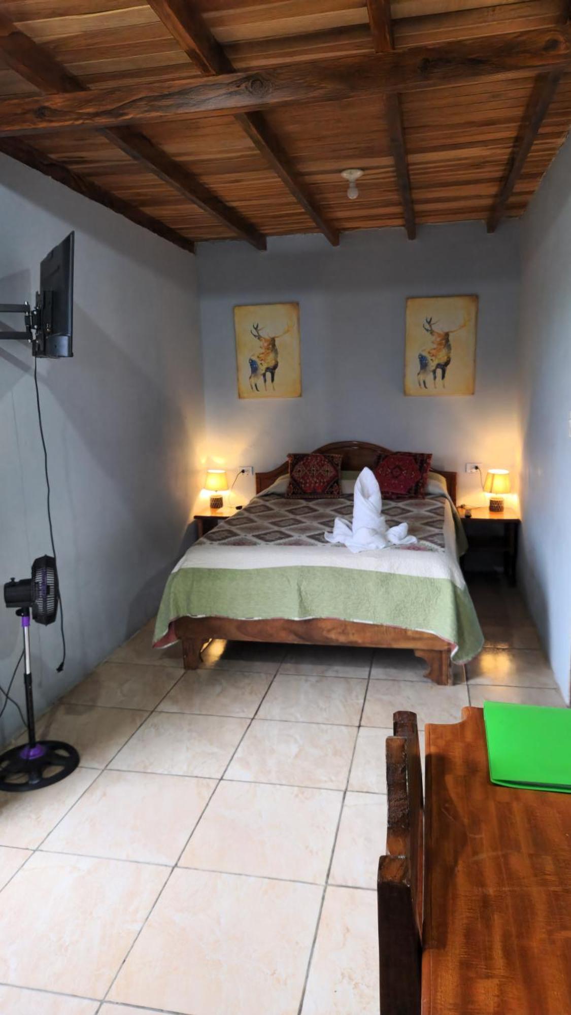 Twin Palms Lodge Monteverde Bilik gambar